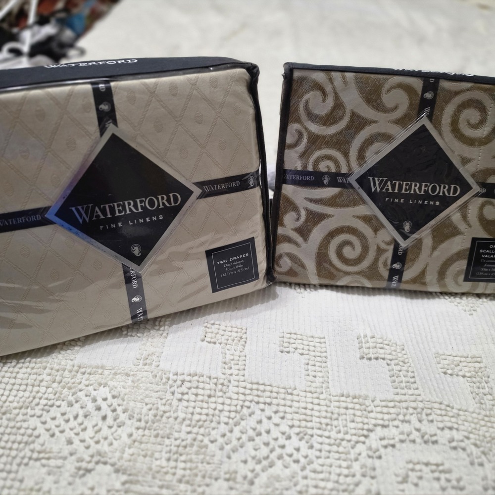 Waterford Fine Linens(2)Waterford Anora Window Panels One Anora Valance New - Picture 1 of 13